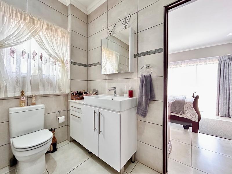 2 Bedroom Property for Sale in Leloko Lifestyle Estate North West
